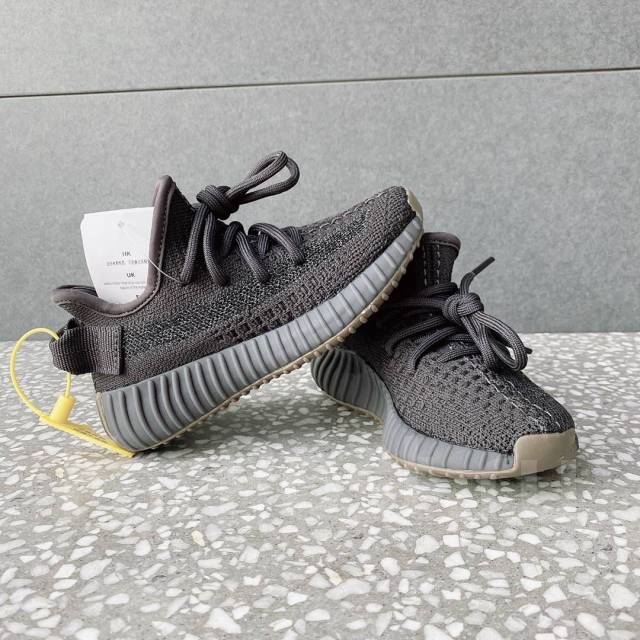 Sandals for hammer toes